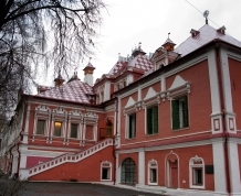 Mansion of Pyotr Shafirov – Count Pyotr Tolstoy – Prince Grigory Yusupov