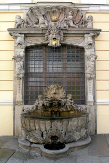 Dinglinger Brunnen Fountain (Dinglingerbrunnen)